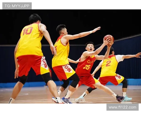 中国男篮13日报到集训40天并赴欧拉练计划 打8场热身赛提升实力 中国男篮13日报到集训40天并赴欧拉练计划 打8场热身赛提升实力